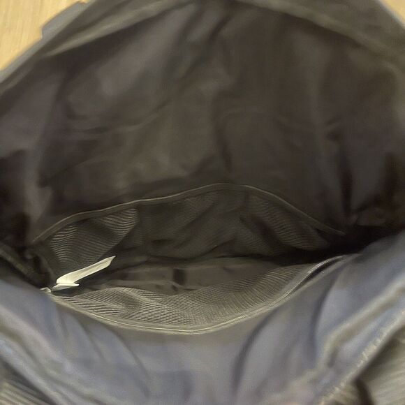 Fabletics Commuter Pack Backpack New - Picture 4 of 6